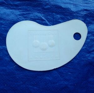 Cooking Club of America White Scraper